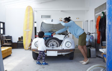 愛車と暮らす。カリフォルニア風ガレージハウスを実現する方法
